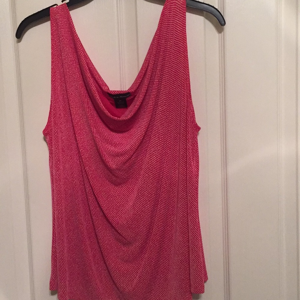 Fun & flirty tank